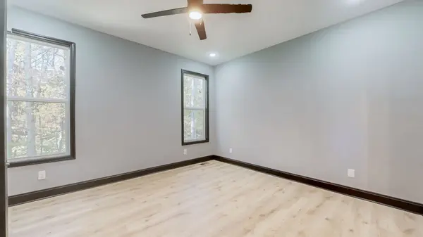 1236 Rooster Ridge Rd, Pleasant View, TN 37146
