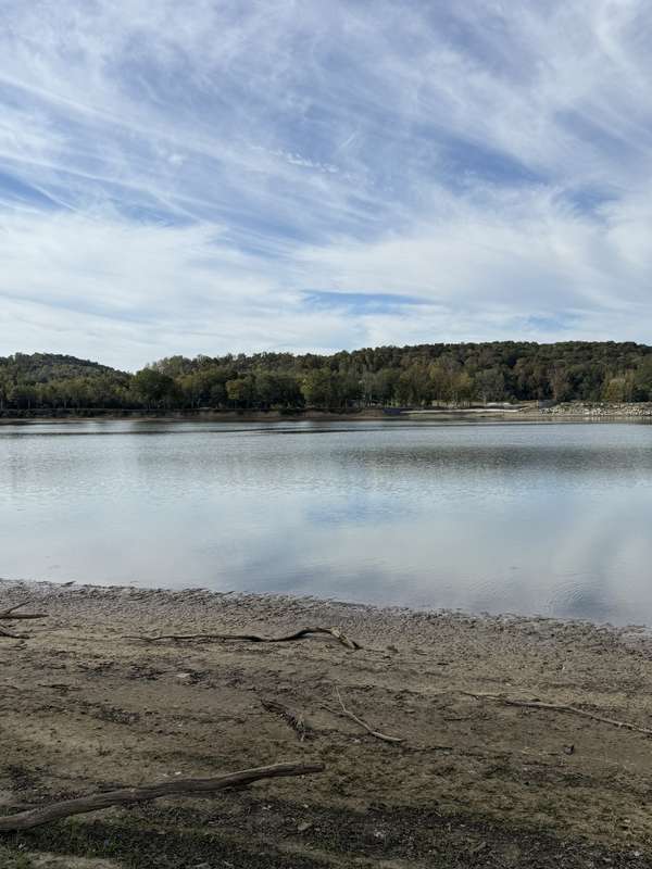 313 Hardin Bottom River Rd, Clifton, TN 38425
