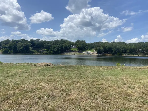 1765 Hardin Bottom River Road, Clifton, TN 38425