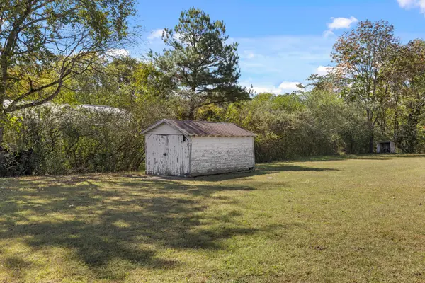 2763 Highway 43 #N, Lawrenceburg, TN 38464