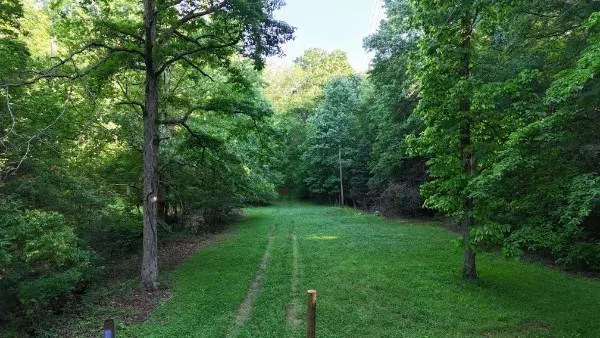 201 Post Rd, Waverly, TN 37185