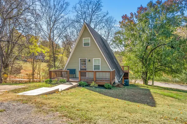 389 Harper Rd, Clarksville, TN 37043