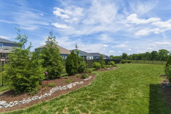6108 Farm Castle Dr, Rockvale, TN 37153