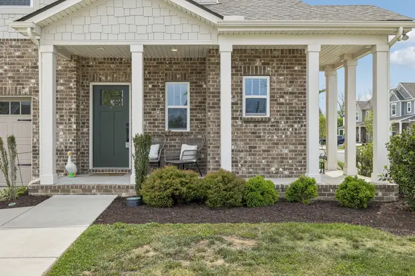 702 Omaha Dr, Gallatin, TN 37066