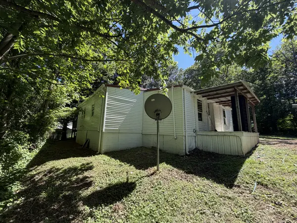 2 Wilma Ln, Chestnut Mound, TN 38552