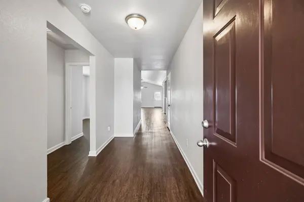 2702 Swarm Ct, Columbia, TN 38401