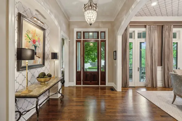 1025 Falling Leaf Cir, Brentwood, TN 37027