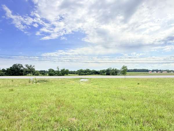 5165 Highway 41 #N, Springfield, TN 37172