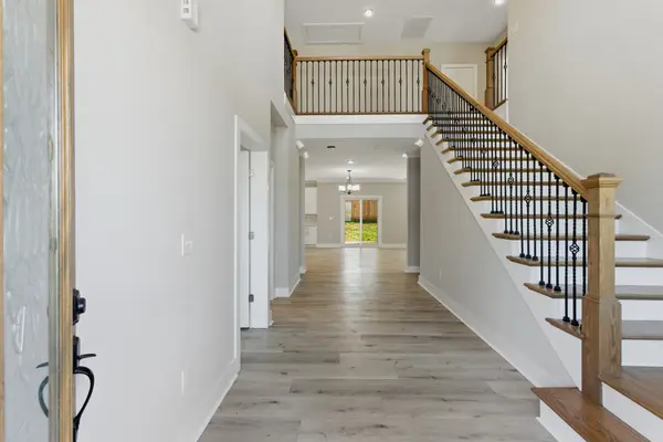 1760 W Main St, Lebanon, TN 37087