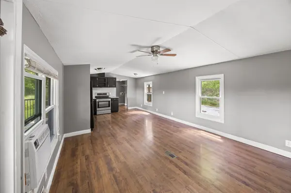 4545 Browning Branch Rd, Bethpage, TN 37022