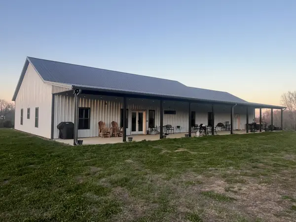 926 Half Acre Rd, Smithville, TN 37166