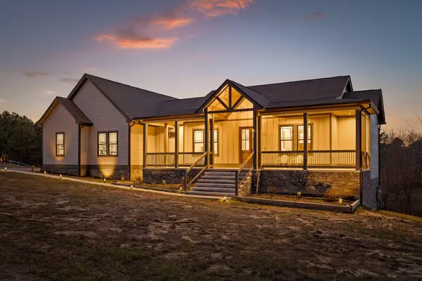 2323 River Bluffs Drive, Jasper, TN 37347