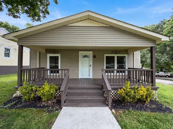 1820 Figures Ave, Columbia, TN 38401