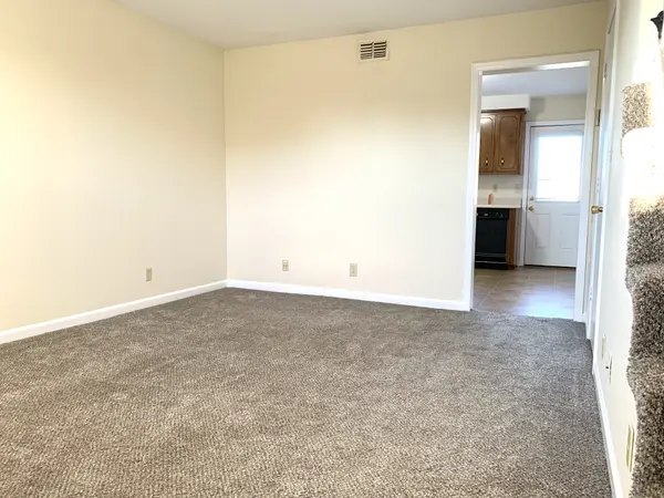 359 Peabody Dr #1, Clarksville, TN 37042