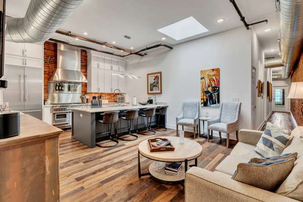 208 3rd Ave #N #500, Nashville, TN 37201