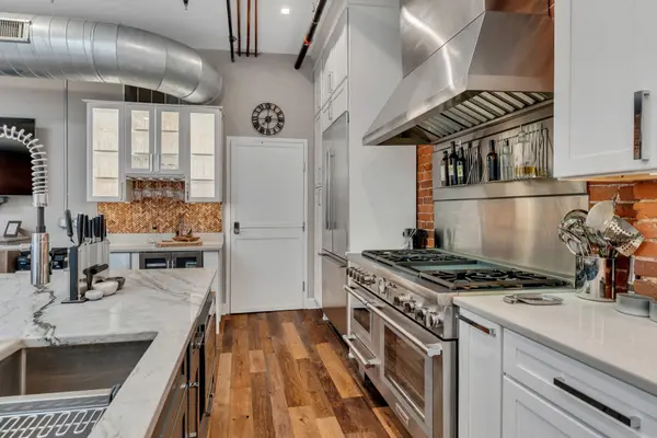 208 3rd Ave #N #500, Nashville, TN 37201
