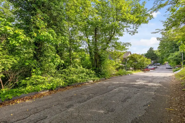 209 Thompson Street, Chattanooga, TN 37405