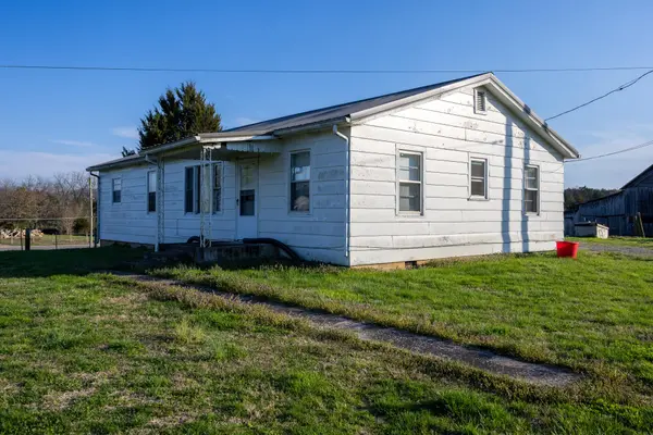 762 Old Tellico Highway #N, Madisonville, TN 37354