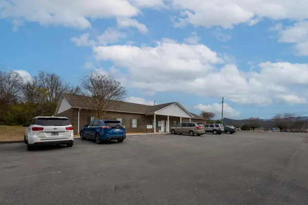 305 Grady Road, Etowah, TN 37331