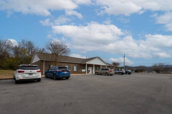 305 Grady Road, Etowah, TN 37331