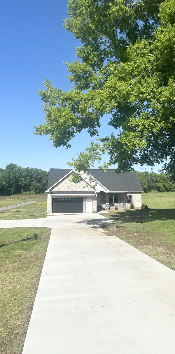 2220 HWY 141 N, Hartsville, TN 37074