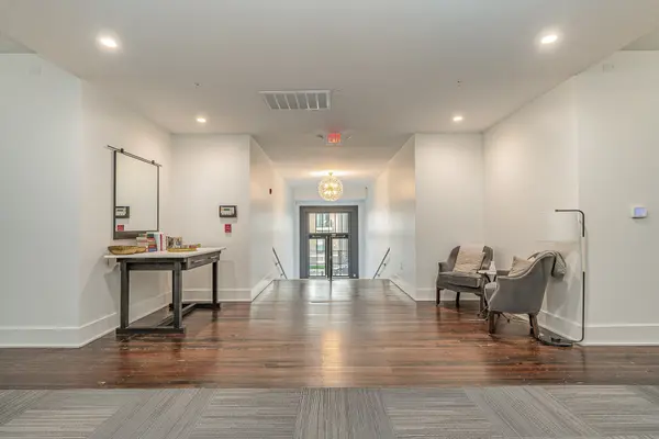 601 Madison St #210, Nashville, TN 37208
