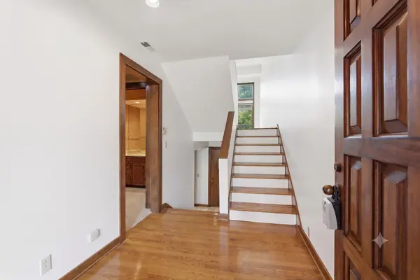 133 Hampton Pl, Nashville, TN 37215