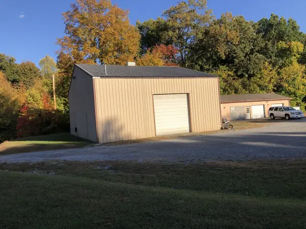 232 Raymond Hirsch Pkwy, White House, TN 37188