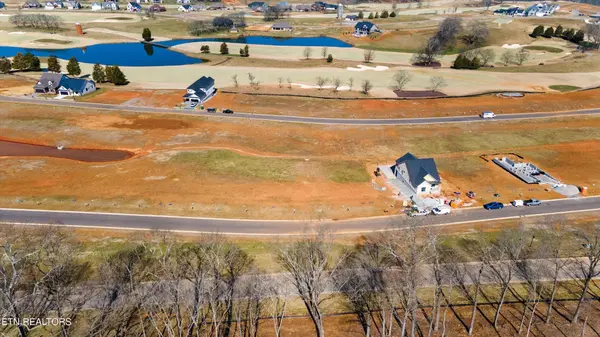 1848 Black Bear Circle, Loudon, TN 37774