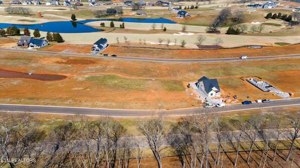 1848 Black Bear Circle, Loudon, TN 37774