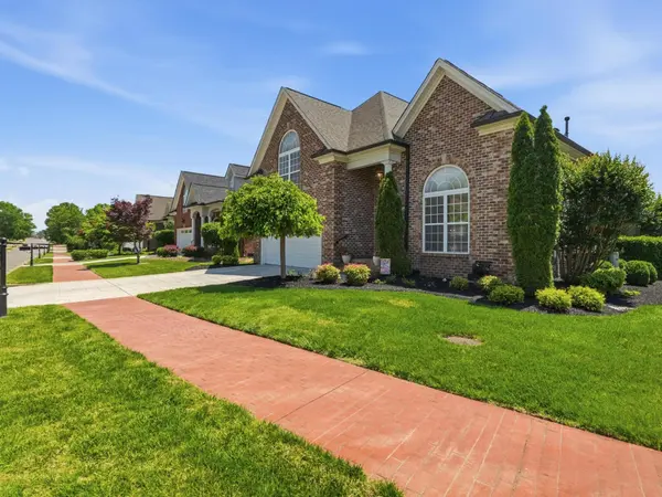 1145 Isaac Franklin Dr, Gallatin, TN 37066