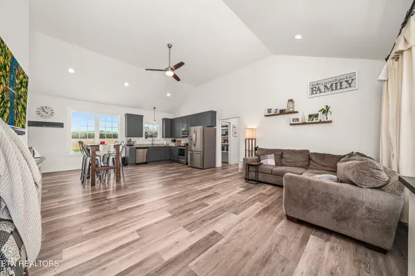 425 Royal Drive, Rock Island, TN 38581