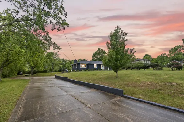 1175 Old Hickory Blvd, Nashville, TN 37207
