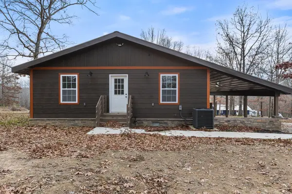 6645 Parish Dr, Nunnelly, TN 37137