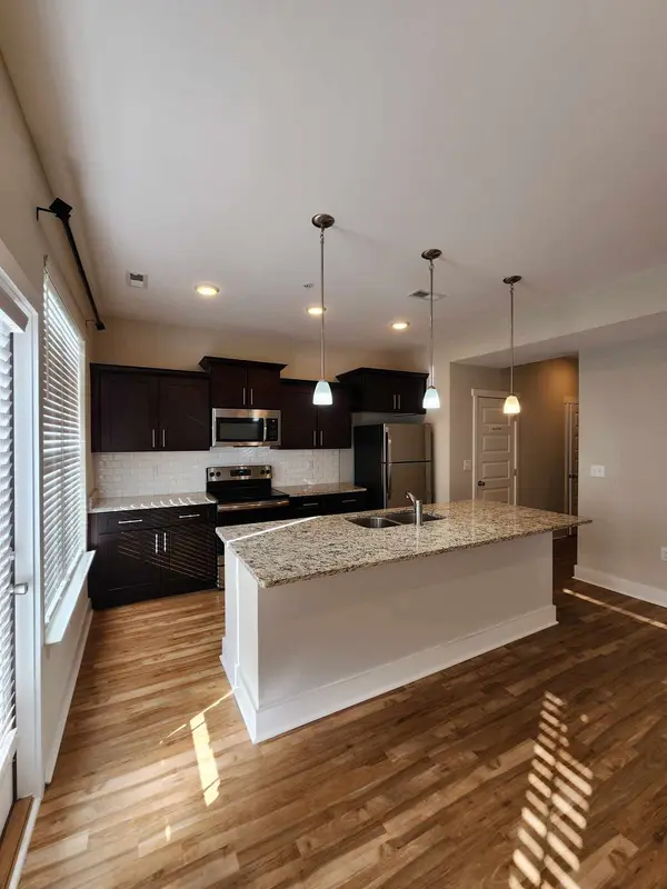 6006 Hillside Ln, Spring Hill, TN 37174