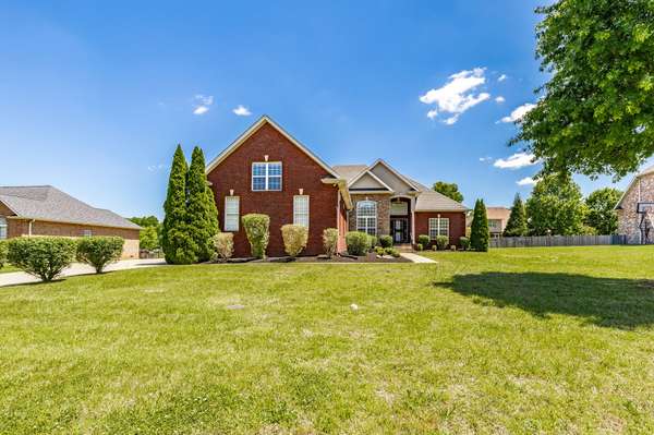 4037 Brimestone Way, Greenbrier, TN 37073