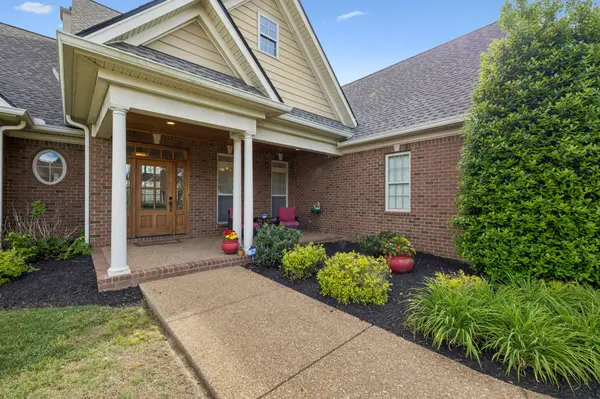 1067 Gadwall Cir, Hendersonville, TN 37075