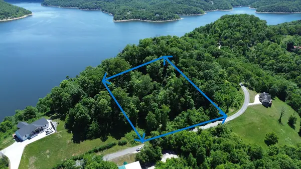 705 Harbor Pointe Dr, Silver Point, TN 38582