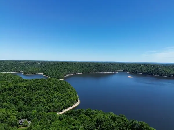 705 Harbor Pointe Dr, Silver Point, TN 38582