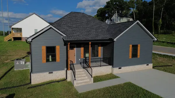 85 Rolling Meadows Ave, Hartsville, TN 37074