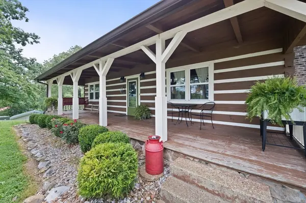 200 Duke Ln, Livingston, TN 38570