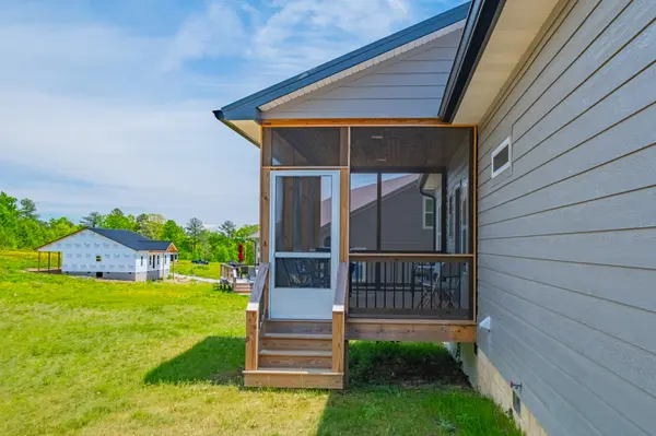 55 Rustling Pines Rd, Dunlap, TN 37327