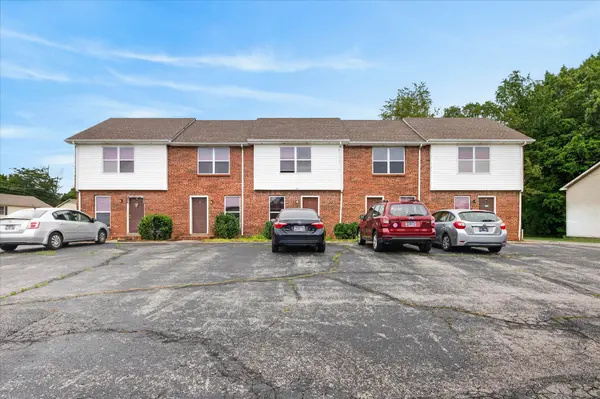 1531 E Knollwood Cir, Clarksville, TN 37043