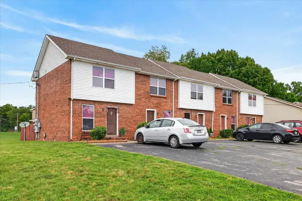 1531 E Knollwood Cir, Clarksville, TN 37043