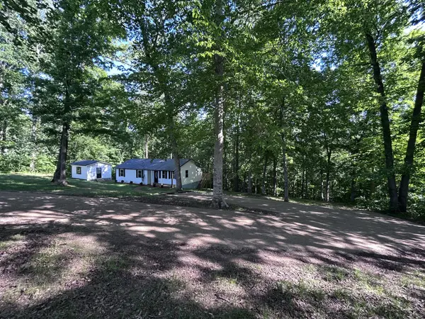 726 Cherrywood Ct, Ashland City, TN 37015
