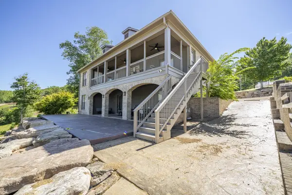 202 RIVERBEND LN, Bath Springs, TN 38311