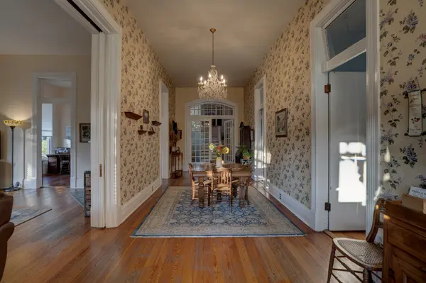 305 4th Ave #S, Franklin, TN 37064