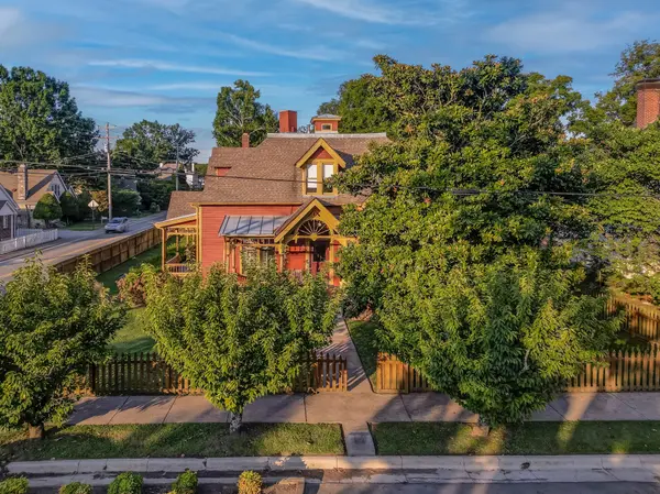 305 4th Ave #S, Franklin, TN 37064