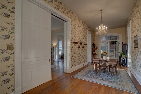 305 4th Ave #S, Franklin, TN 37064