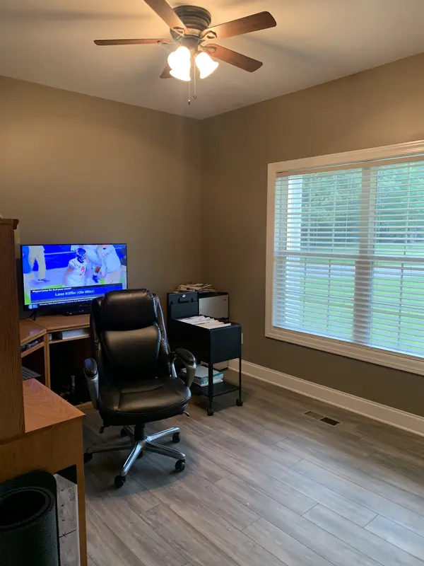 145 Michael Cir, Lawrenceburg, TN 38464